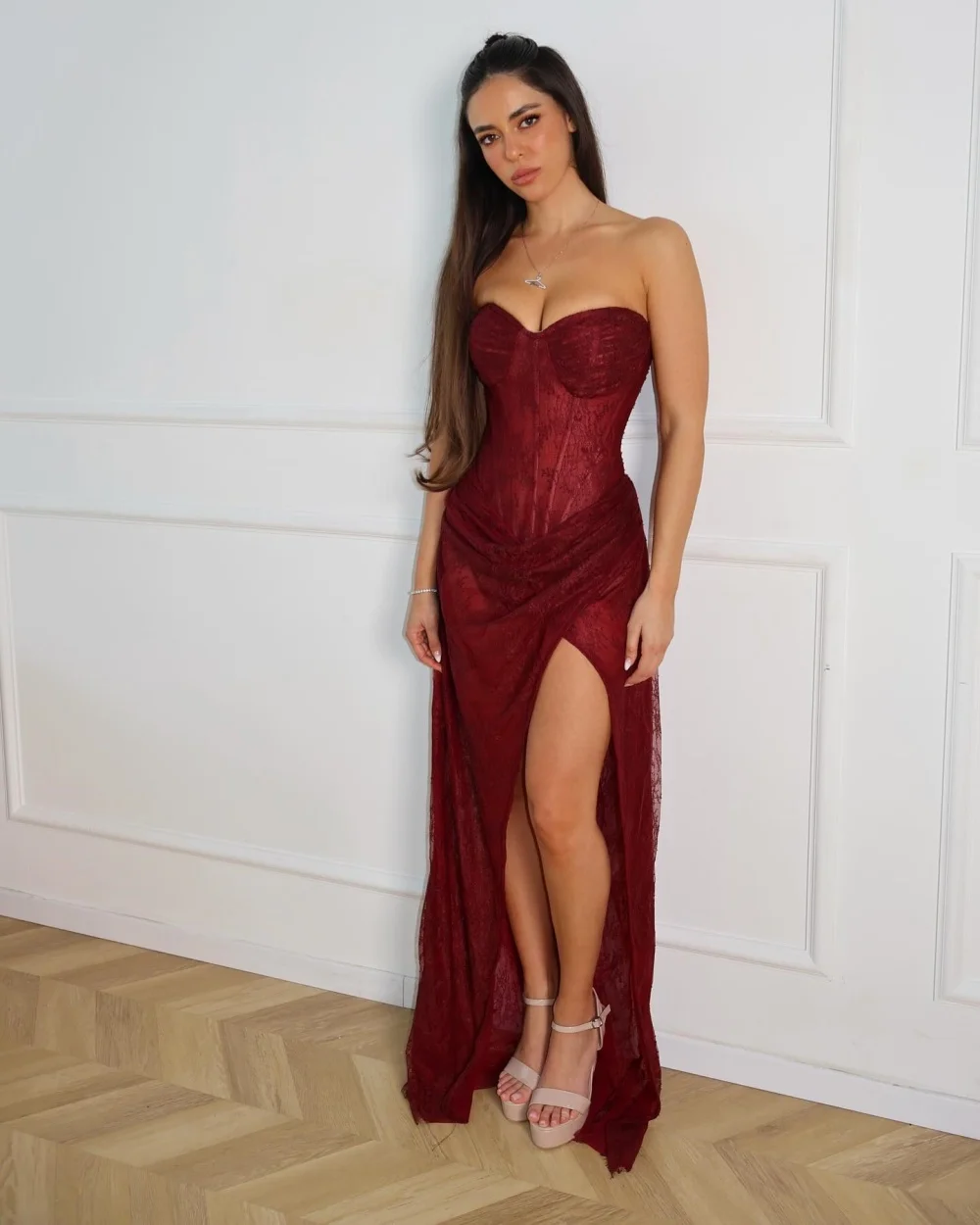 

Customized Sexy Classic Women Lace Ruched Pleat Sheath Evening Dresses Simple Sweetheart Sleeveless Slit Floor Lenght Party Gown