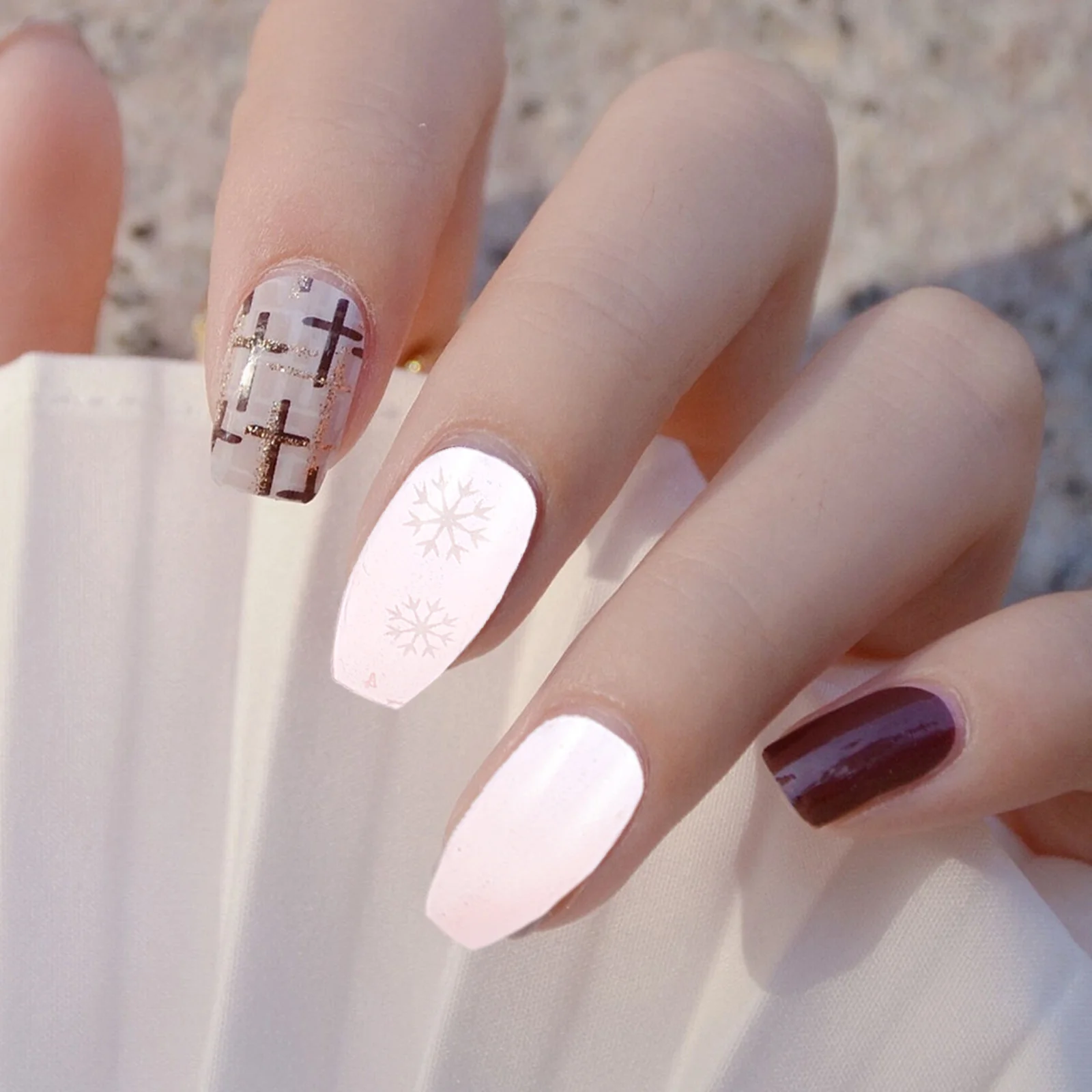 

72 Pcs Christmas Fake Nails Stickers Coffin Full Cover Fingernails Ballerina Artificial Water Proof Press on