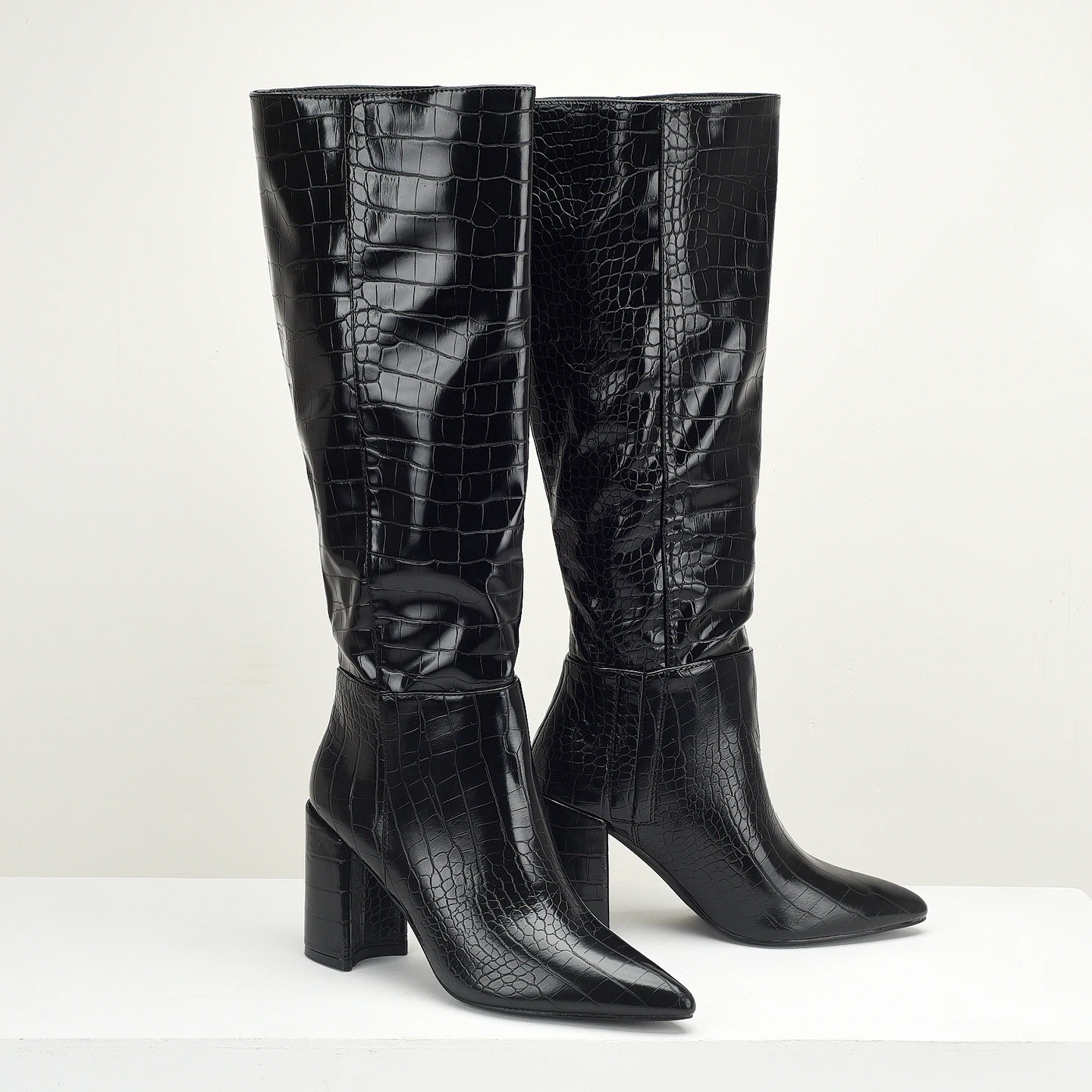 

Женские высокие сапоги на массивном каблуке с острым носком, рыцарские сапоги с крокодиловым узором, удобные удобные зимние ботинки