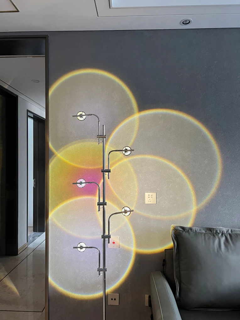 Modern Sunset Floor Lamp with 7 Colored Films & Angle Rotating, Mood Standing Lamp for Living Room Bedroom Hotel Decor Lighting