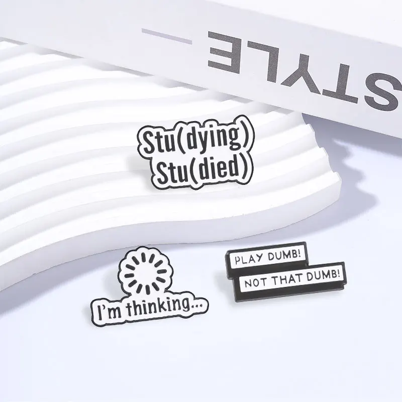 Student Fun English Brooch Learning Creative Homophonic Meme Simple Black and White Letter Quotes Metal Badge