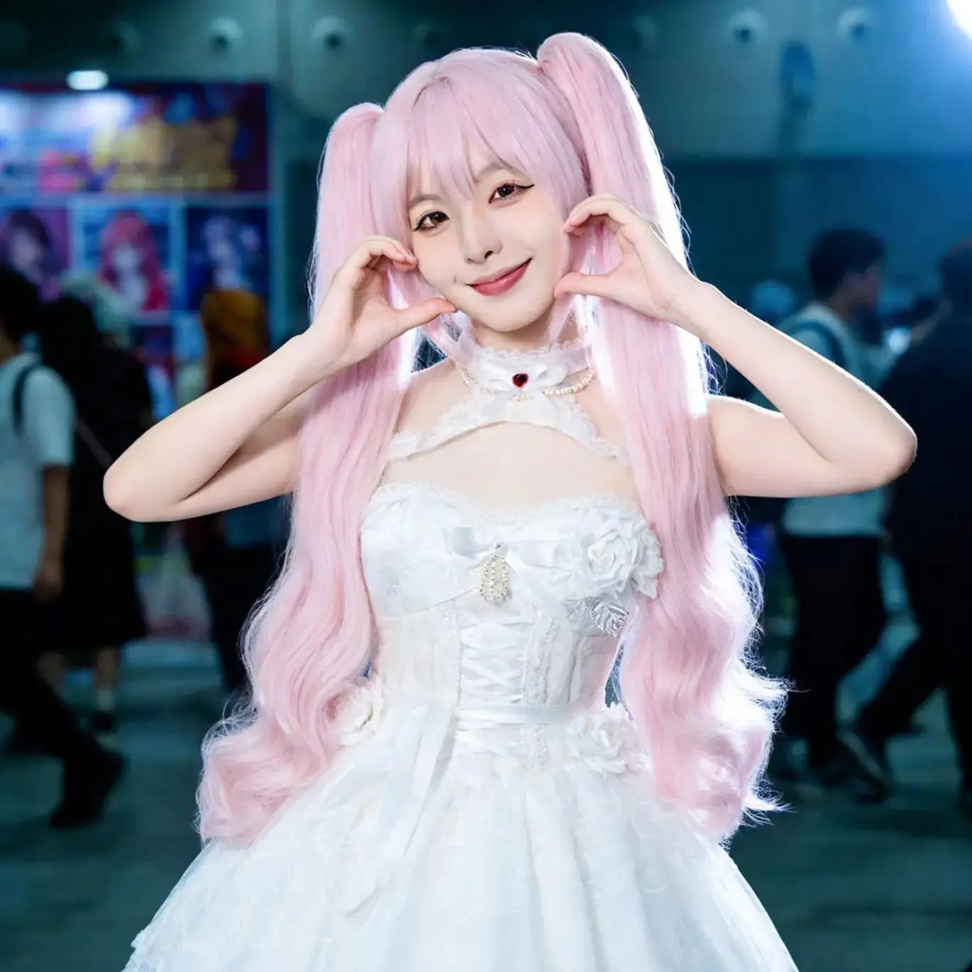 

Game NIKKE Alice Cosplay Wig 90cm Pink long hair Synthetic Wig Party Halloween Wig