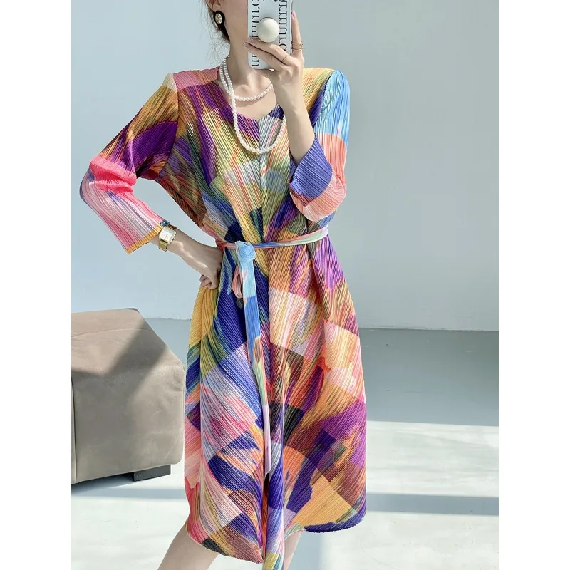 Miyake 2025 Herbst Neue Gedruckt Plissee frauen Kleider Krawatte Taille Temperament Französisch Elegante Lange Kleid Europa Falten-Freies kleidung