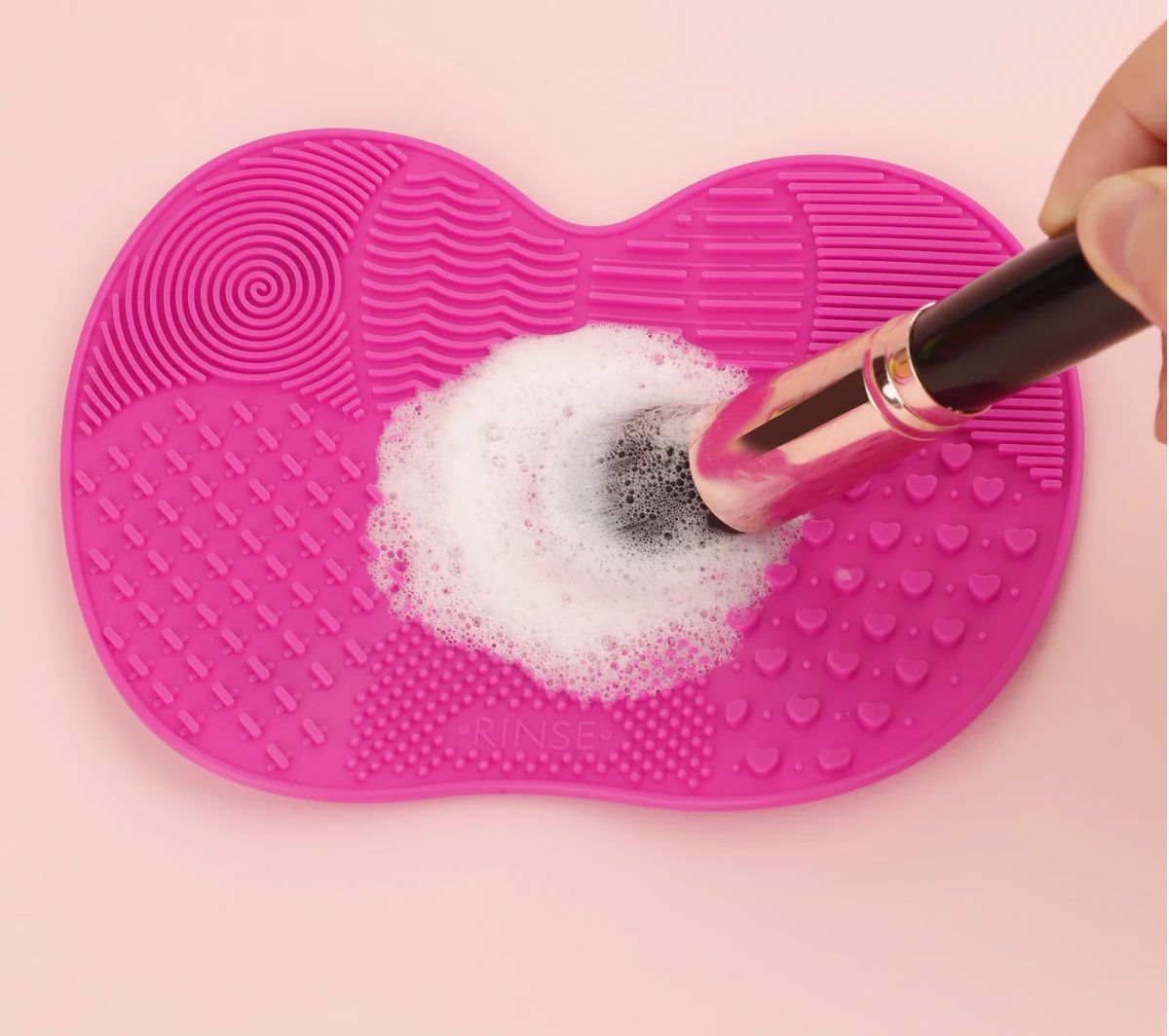1Pc Silicone Apple-Shaped Makeup Brush Cleaner Pad With Suction Cup For Effective Cosmetic Tool Cleaning