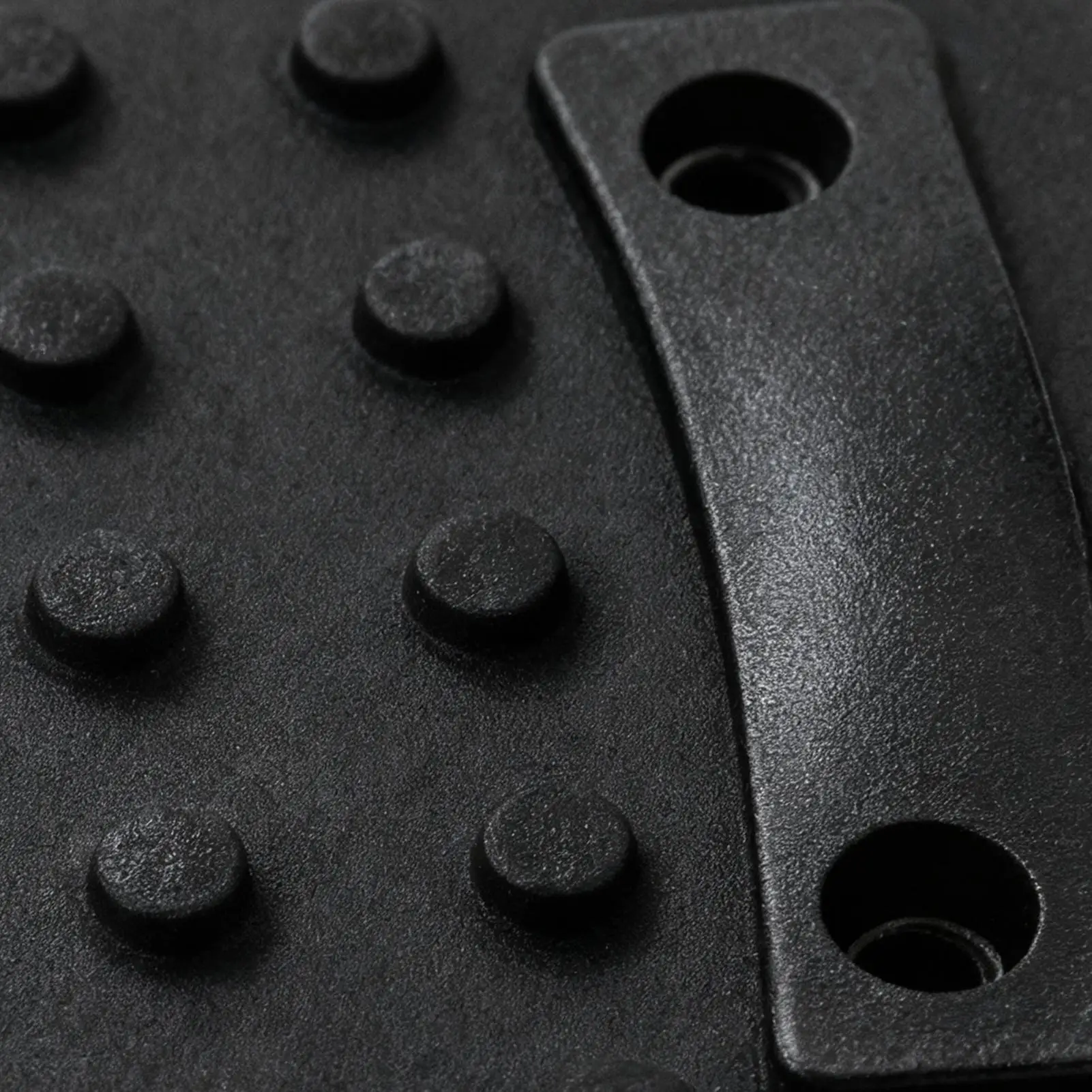 Cuscinetti antiscivolo con suola per trampoli Tappetino antiscivolo da 4 pezzi Tappetino per treppiede da costruzione con vite per intonacare la pittura di cablaggio di strada