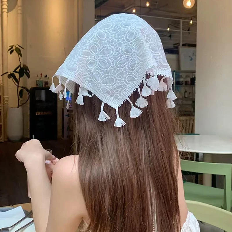 

White Fabric Flower Triangle Hair Scarf Wraps Women Retro Triangle Headscarf Hat Travel Photo Headband Hair Accessories