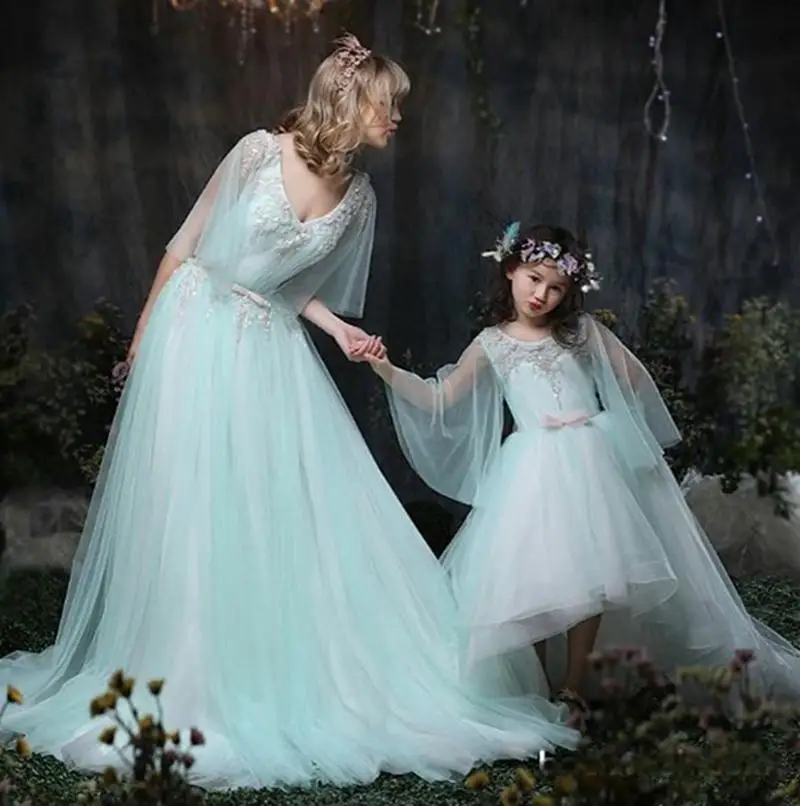 Dreamy Mother Daughter Matching Gown Half Neck Tulle and Lace Applique Mommy and Kids Party Dress Birthday Robes Zipper Back