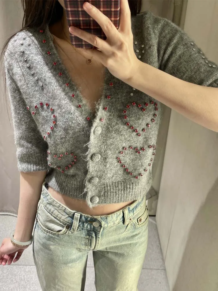 Fashion Beaded hearts knit cardigan Women 2024 Collection Luxury V-neck Rhinestone sweater Short sleeve Knitwear 2024 Gray 4O024