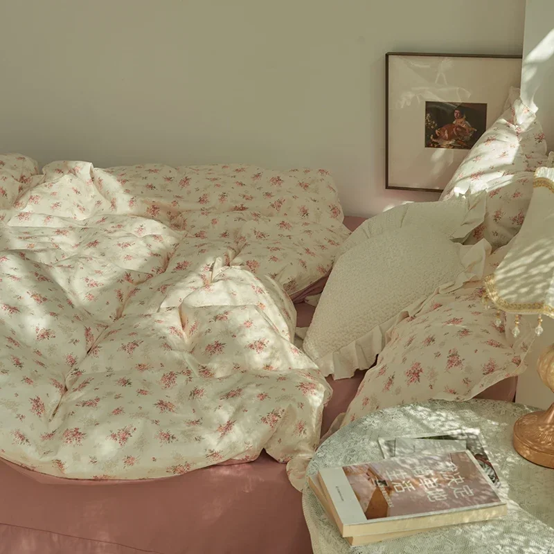 

4-Piece Cotton Four Seasons Fragmented Flowers Small Fresh Series 4-Piece Bed Set