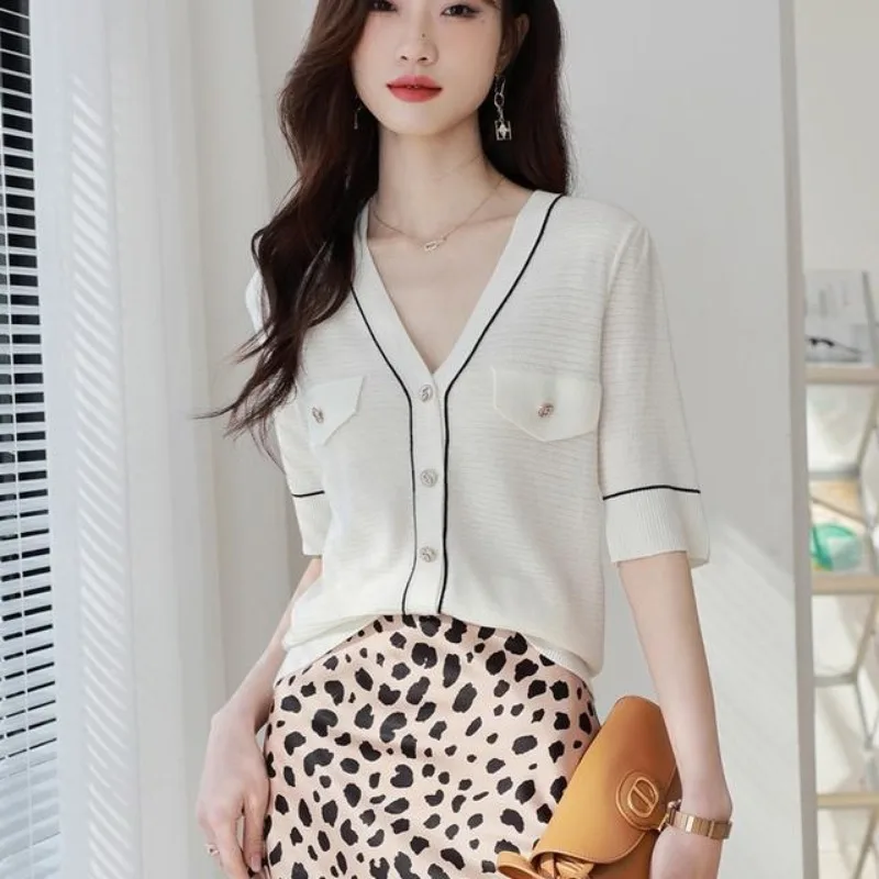 V-hals Breien Vest Dames Zomer Eenvoud Kantoor Dame Effen Kleur Dunne Truien Mode All-Match Trend Temperament Tops