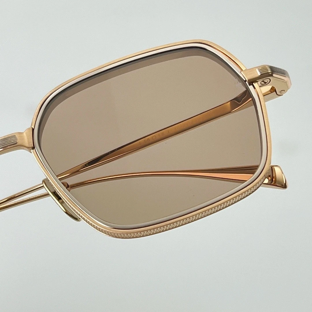Photochromic Color Changing Sunglasses Unisex Alloy Handcrafted UV400 Luxury Designer Fashion Eyewear