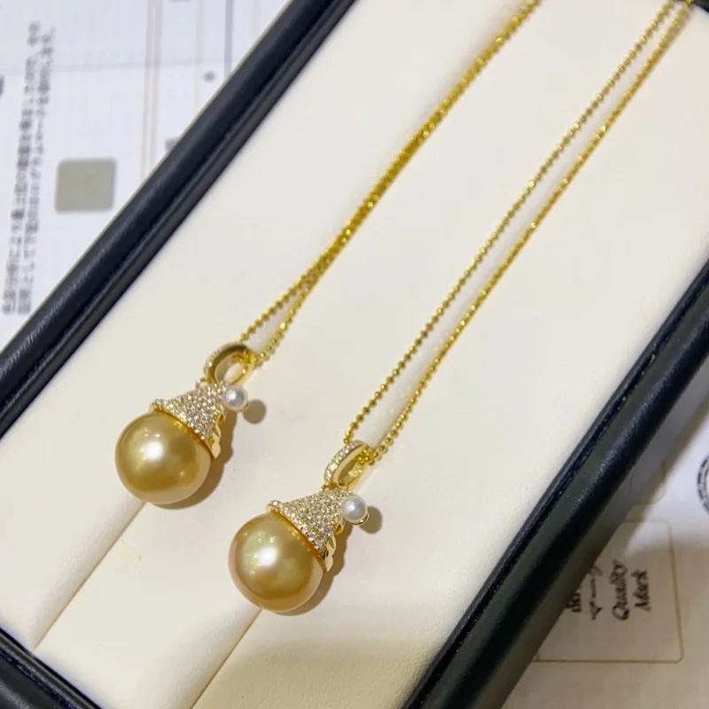 

SGARIT Christmas Hat Pendant Women's Necklace 12-13mm Natural Golden South Sea Pearl Necklace Holiday Gift Luxury Jewelry