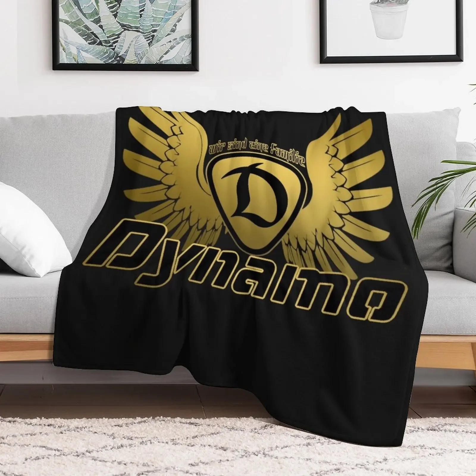Dynamo we are family Throw Blanket Anti Shedding Soft Fuzzy Blanket for Home