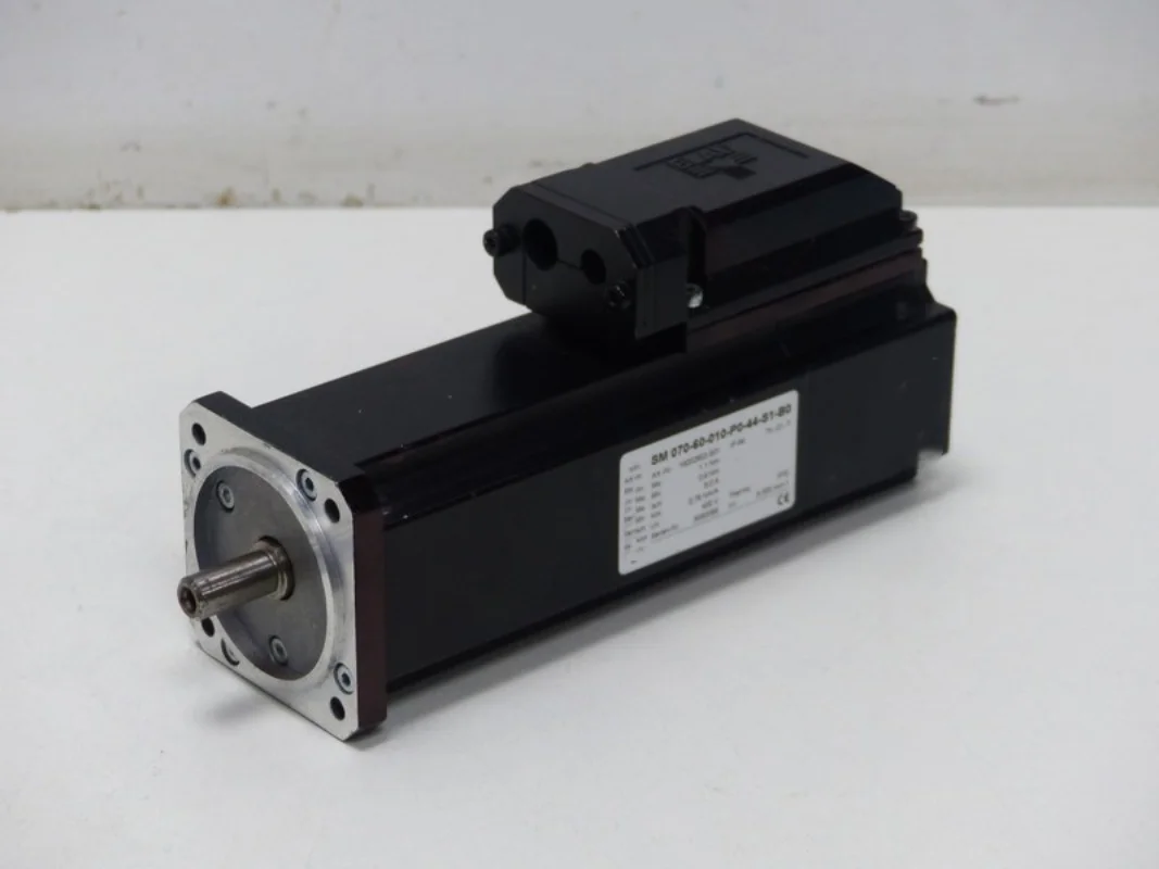 

100% Original New SM070-60-010-P0-44-S1-B0 Servo Motor 1 Year Warranty Fast Shipping