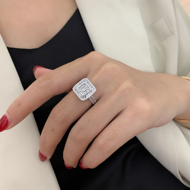 LUOWEND 100% 18K الذهب الأبيض خواتم موضة شكل مربع 0.85 قيراط خاتم الماس الطبيعي الحقيقي للنساء مجوهرات الزفاف العالية