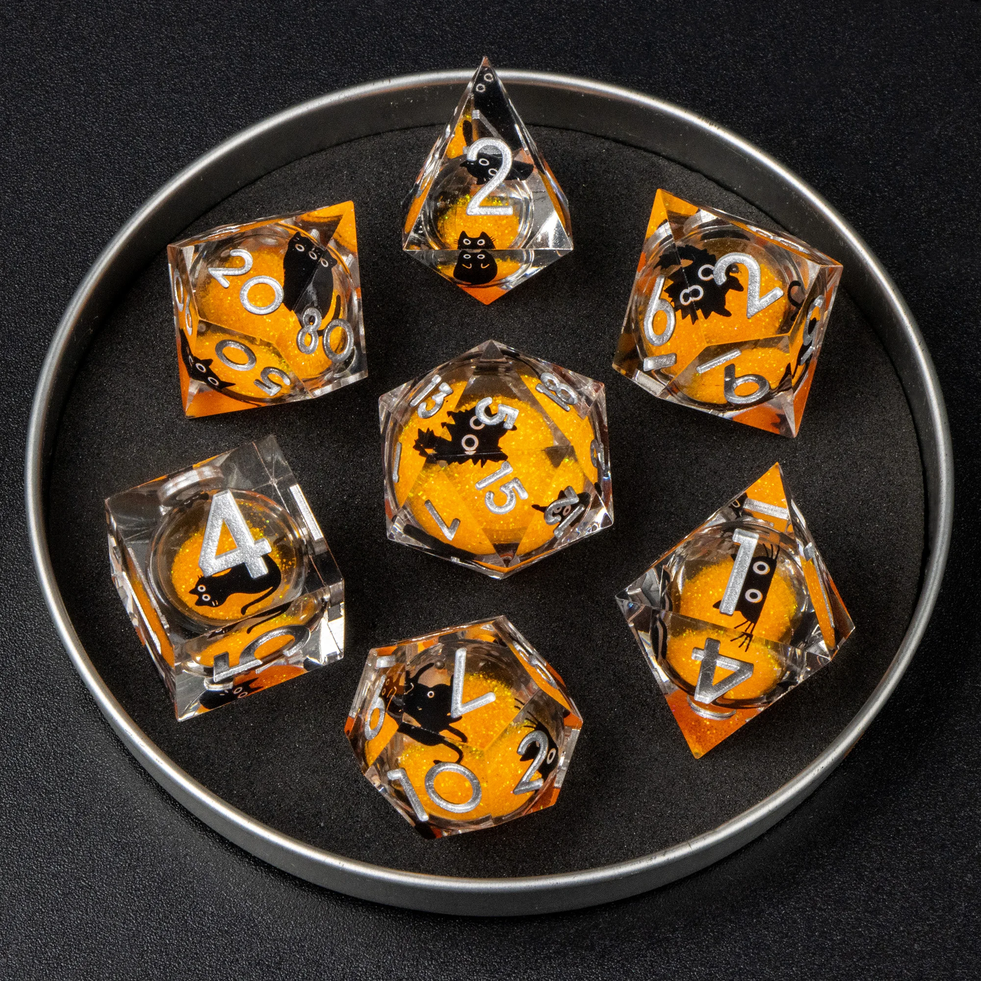 

Liquid Core Dice, Sharp Edge Resin Dice Set for Dungeons and Dragons, D&D Dice Set