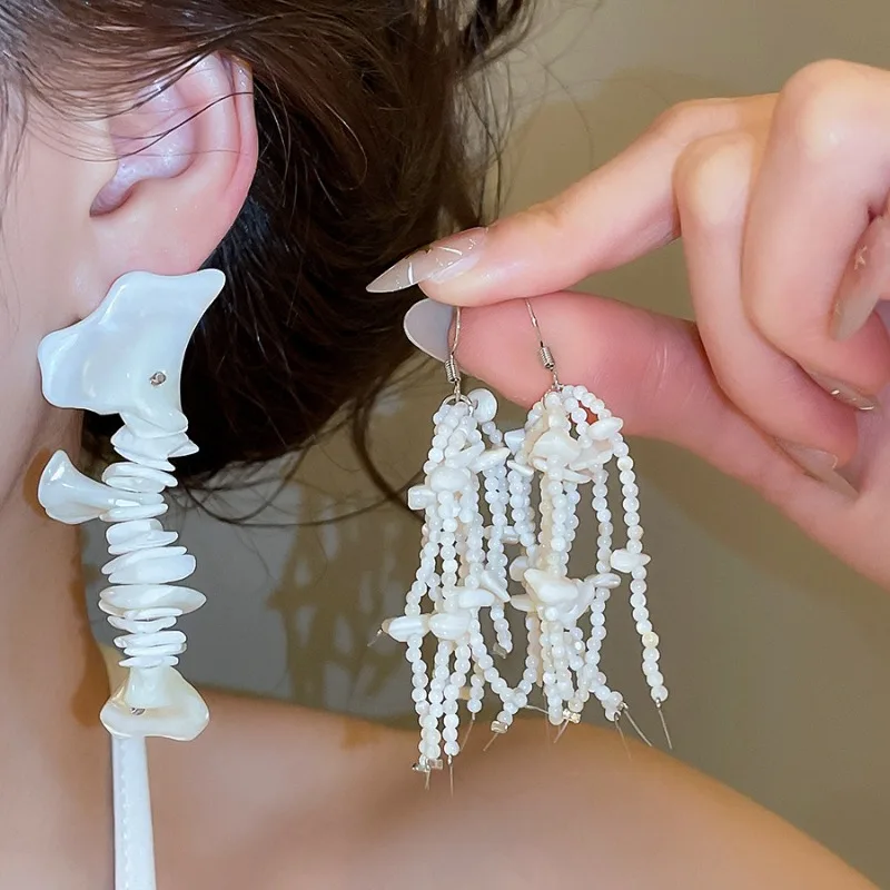 

Minar Bohemia White Color Irregular Natural Shell Beads Strand Tassel Long Dangle Earrings for Women Girls Holiday Beach Jewelry
