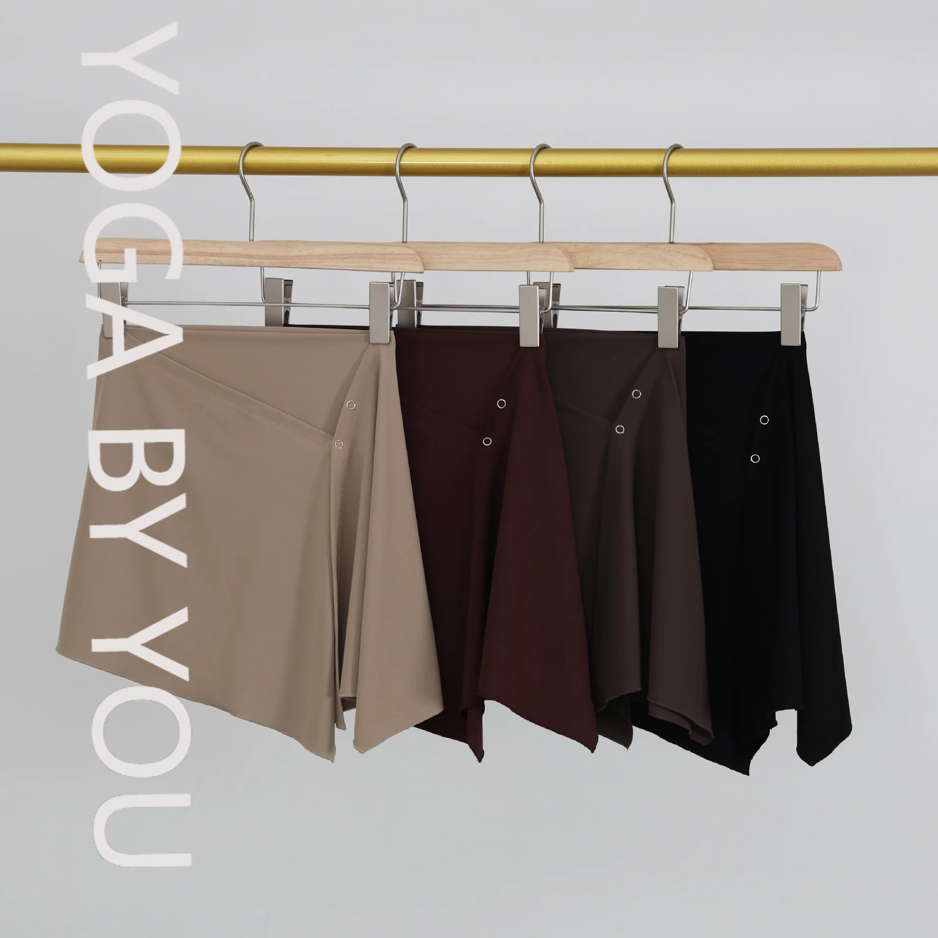 

2025 new high waist breathable fitness hip lift nude yoga pants quick-drying real two-piece shorts skirt fart curtain outside ru