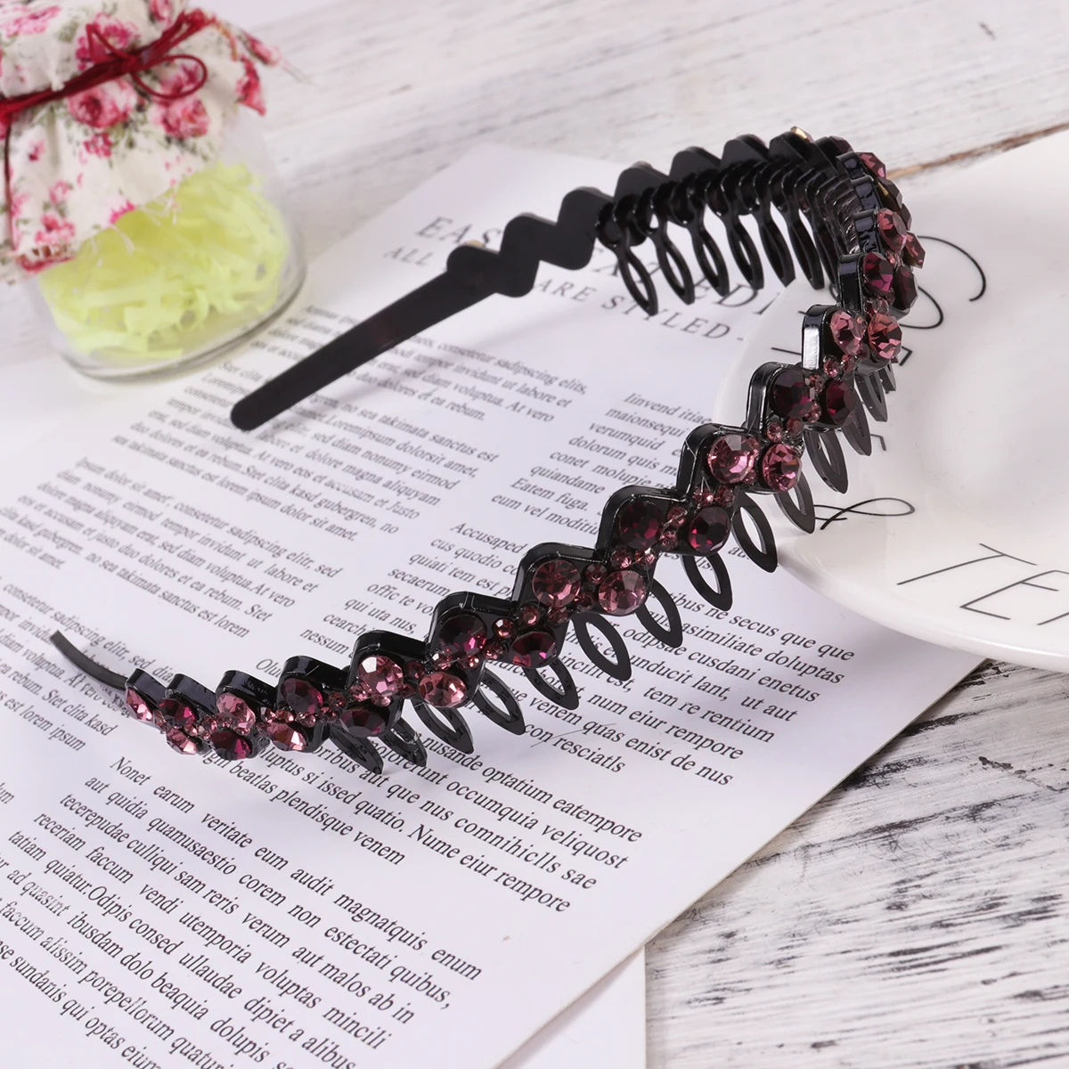 

Sparkly Rhinestone Headband Hair Hoop Lightweight Acrylic Wave Shape Design Comfortable Party Costume Accessory