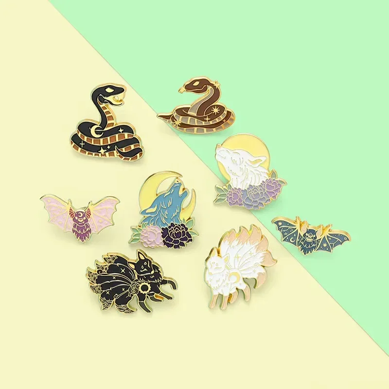 8 Styles Couple Animals Enamel Pin Nine Tailed Fox Snake Wolf Bat with Moon Lapel Badges Magical Wild Animal Jewelry Wholesale