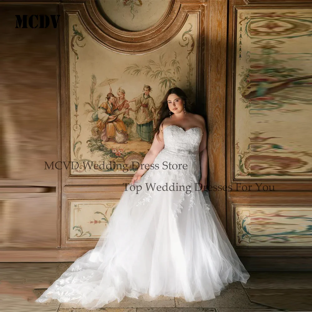 

MCDV Applique Lace Plus Size Wedding Dresses Sleeveless Backless Sweetheart Bride Gowns Vestidos De Novia 2025 Customized
