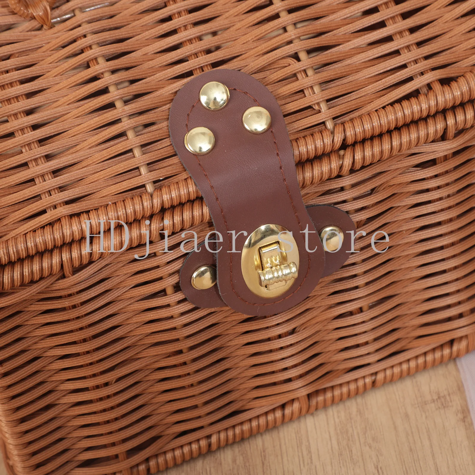 

Retro Rattan Gift Box - Tie Ribbon Flip Suitcase Design, Wedding Treasure Box, Photo Storage Box