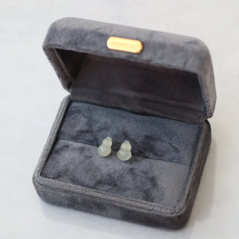 

Sunny Ancient Style White Gourd Earrings 925 Silver Needle Female Hetian Jade Ear Stud