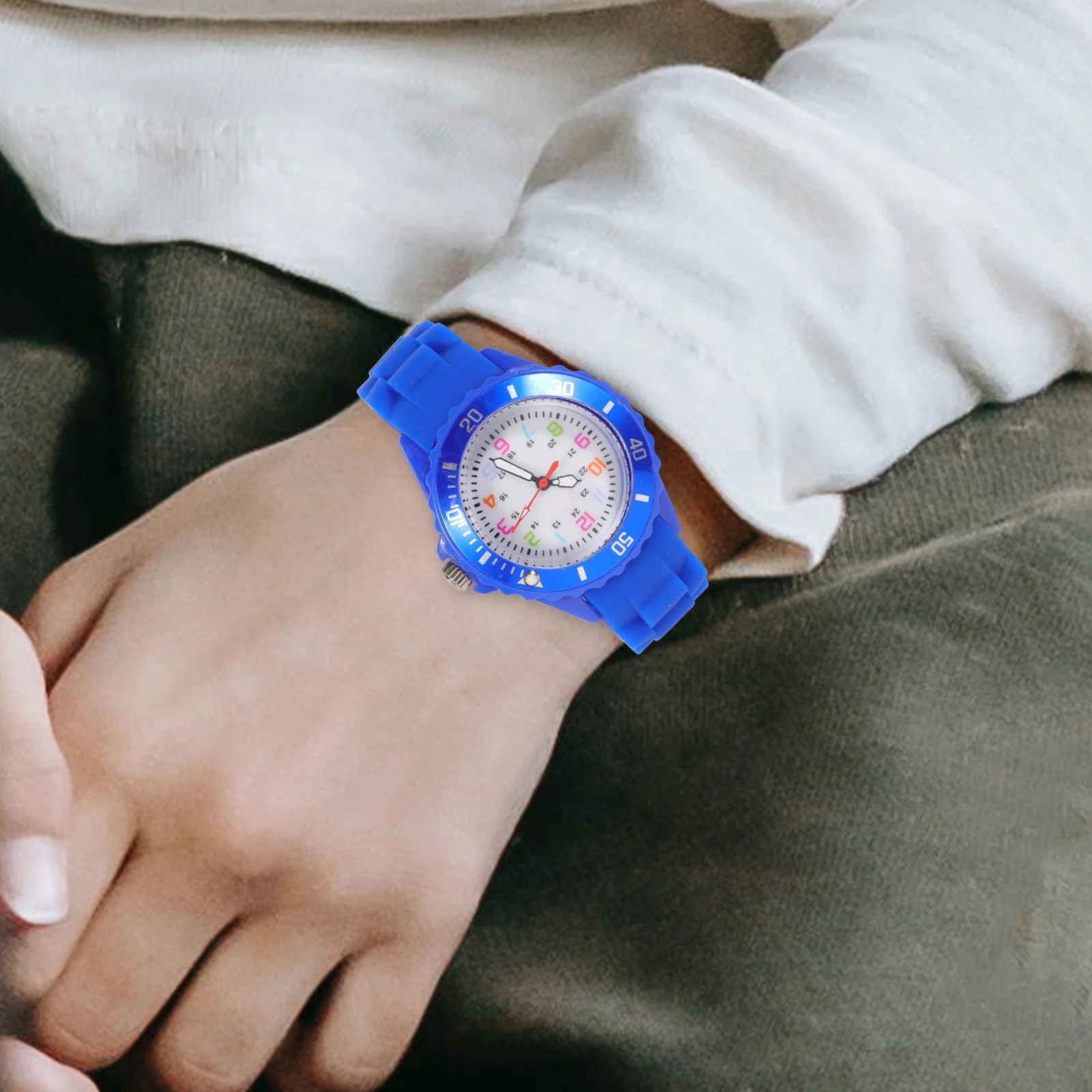 

Cute Kids Watch Silica Gel Band Glow in Dark Hands Toddler Watches Lightweight Adjustable Student Wrist Watch Present for Kids