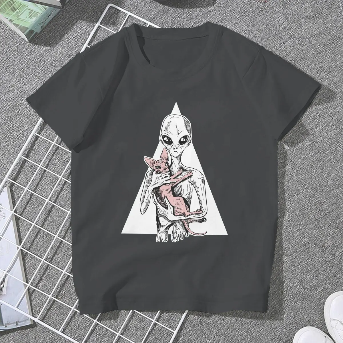 Women's Alien T Shirts Canadian Sphynx Cat 100% Cotton Clothing Fashion Short Sleeve Crew Neck Tee Shirt Printed T-Shirt