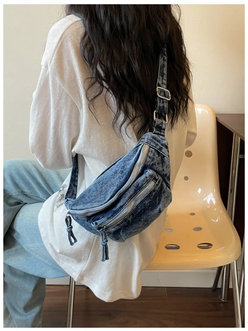Damen Vintage Washed Denim Tasche mit Mehreren Taschen, Verstellbarer Riemen Crossbody Gürteltasche für Tägliche Aufgaben und Outdoor-Aktivitäten – Detail 9