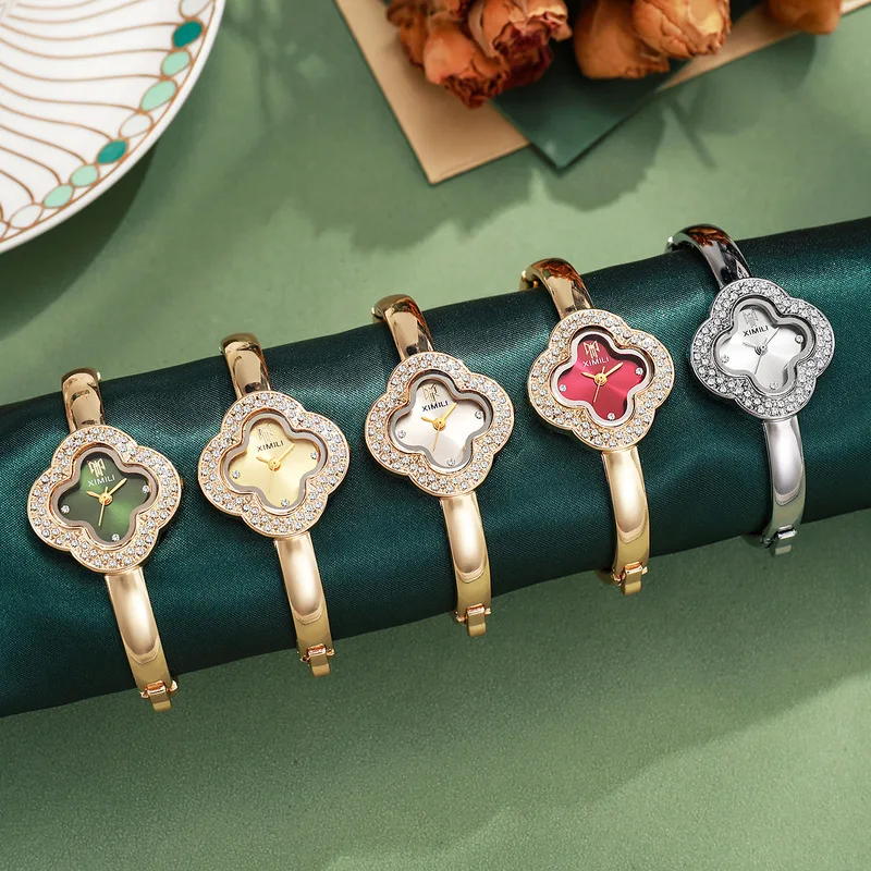 Women's Luxury Diamond-Encrusted Four-Leaf Clover Quartz Wristwatch Niche Design Fashion Watch Casual Ladies Watches Girl Gifts view 4