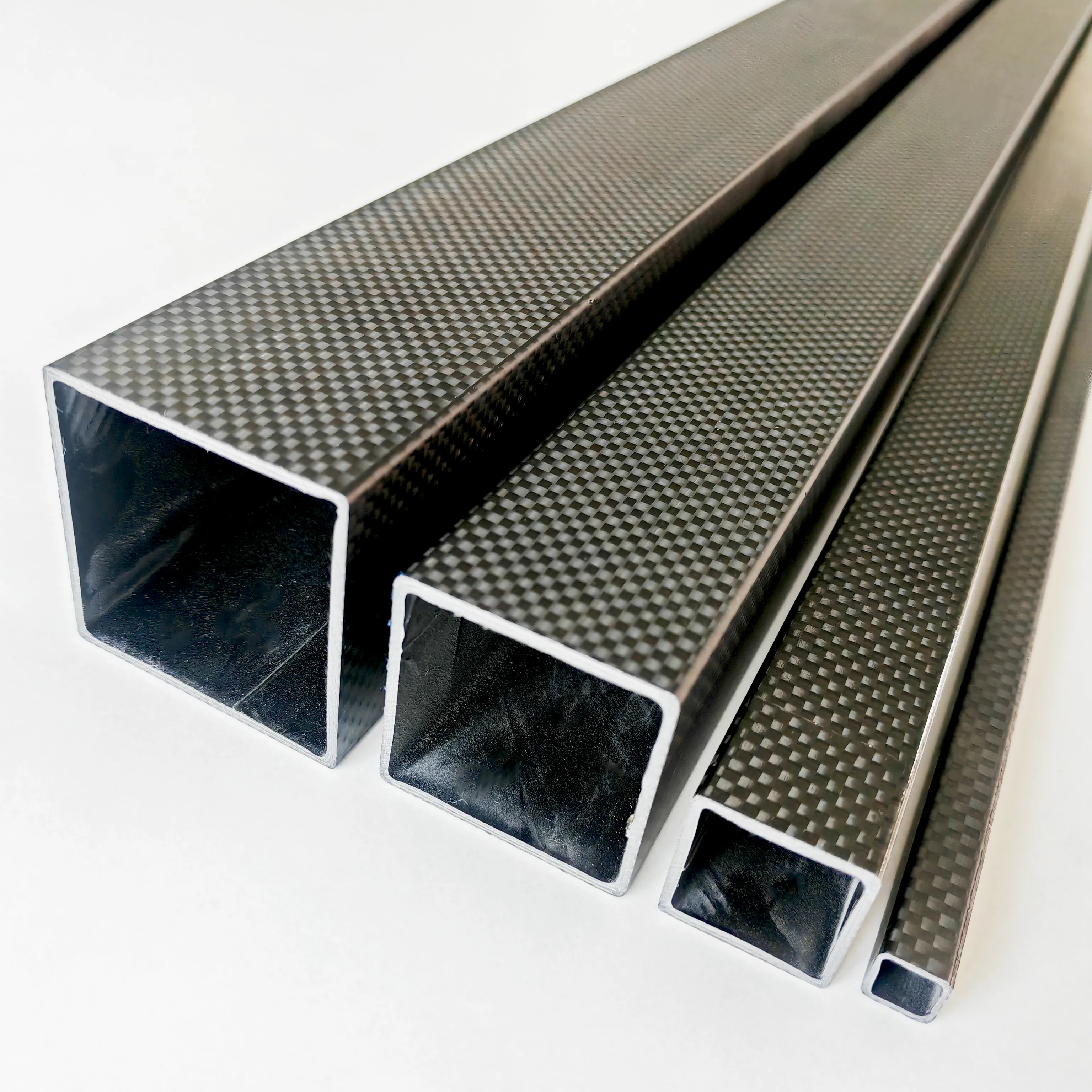 

3K Full Carbon Fiber Square Tube High Strength OD 10mm 15mm 20mm 22mm 25mm 30mm Plain Glossy Surface 500mm