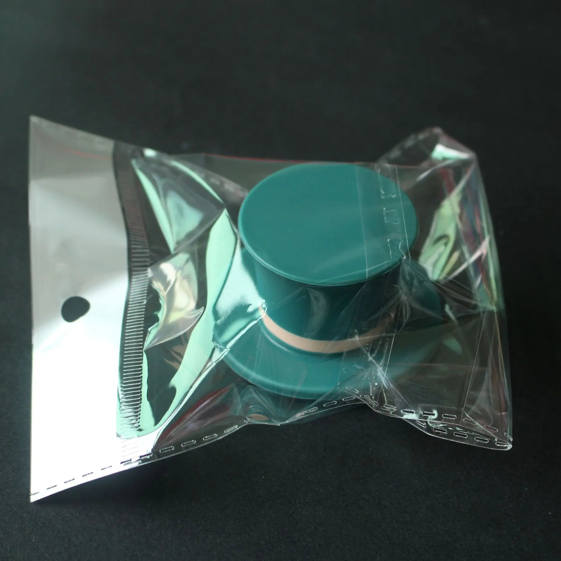 Silicone Bottle Stopper Magic Hat Wine Bottle Stopper