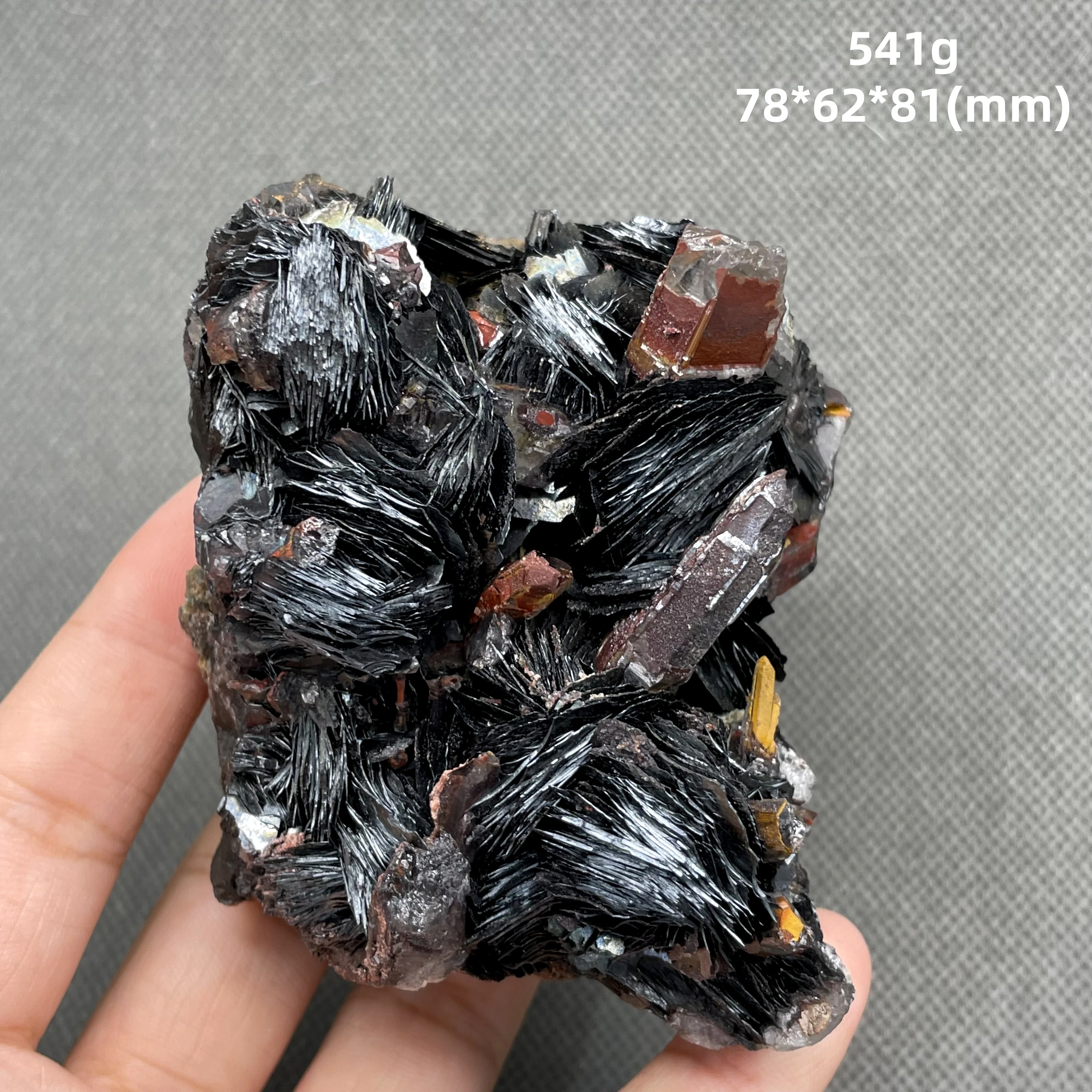 BEST! 541g natural red crystal and specularite symbiosis mineral specimen crystal stones and crystals quartz healing crystal