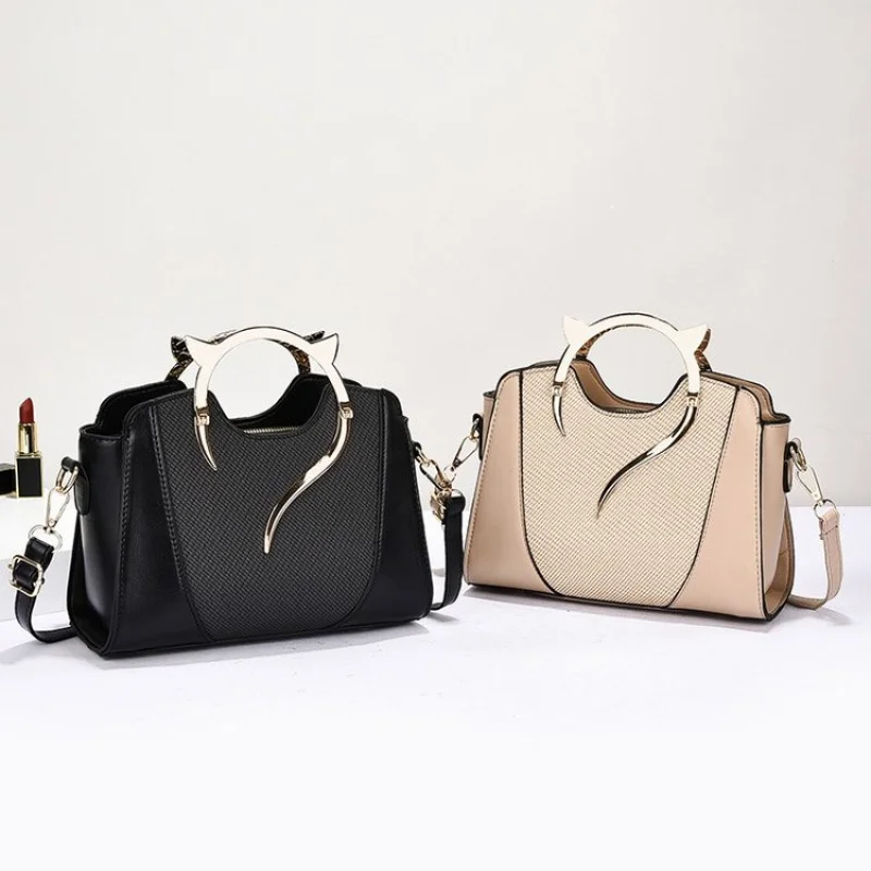 

Famous Designer Classic Leather Handbag Crossbody Bag Shoulder Messenger Tote For Women Elegant Style