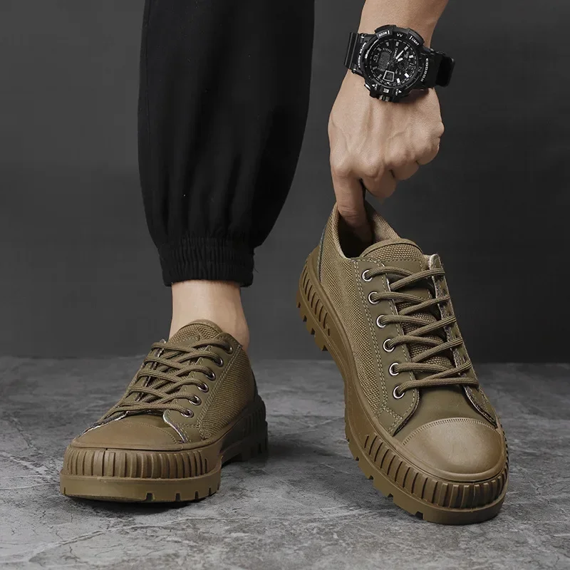 Men's Outdoor Shoes Men Non-slip Wear-Resistant Working Shoes Man Work Low-top Military Training Shoes Labor Insurance Sneakers