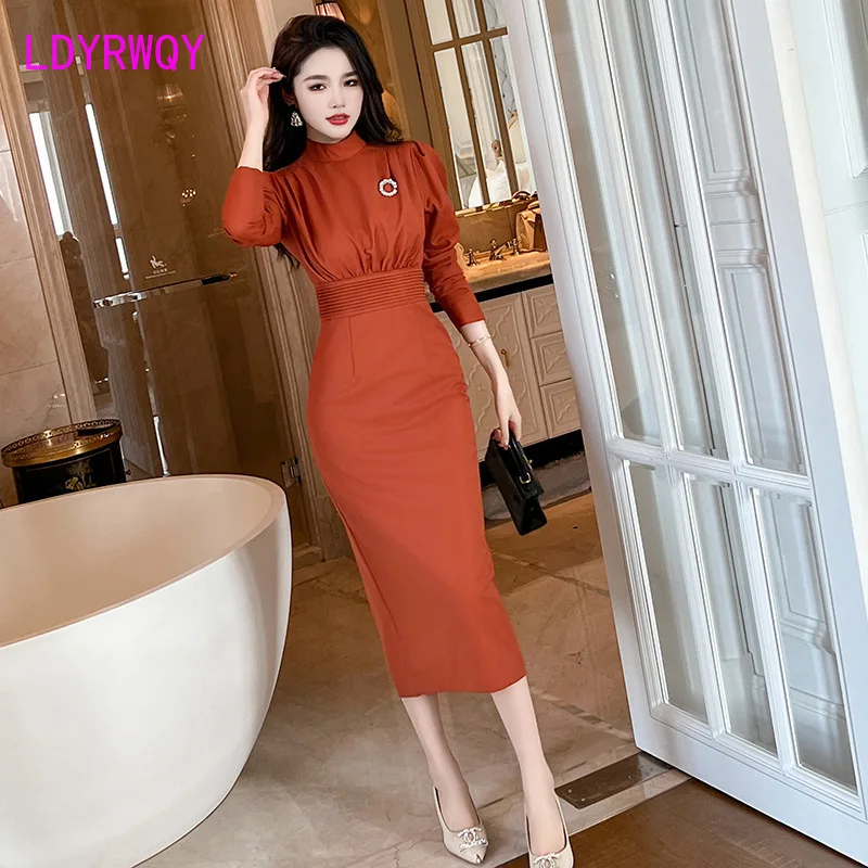 2023 Autumn New Women's Professional Dress Retro Round Neck Pleated Waist Wrap Hip Commuter Dress