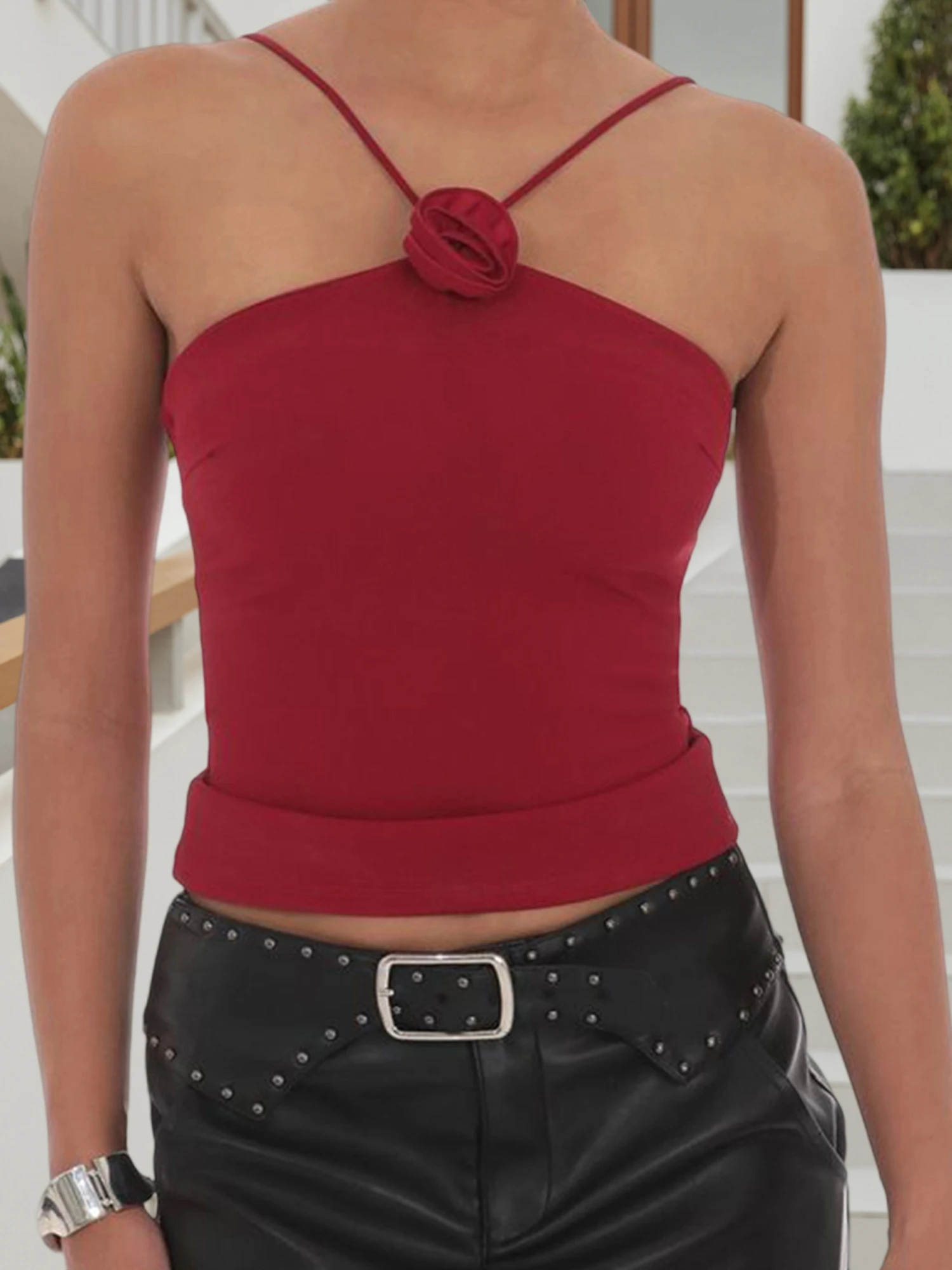 بلوزة أنيقة من الدانتيل برقبة رسن بدون أكمام بدون أكمام بطبعة زهور مناسبة لقضاء عطلة الشاطئ أو ملابس ليلية للتاريخ