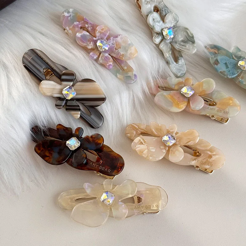 

Acetate Flower Rhinestone Duckbill Snap Clips Small Sweet Side Bangs Barrettes Cute Daily Hairpins Headwear New Gift