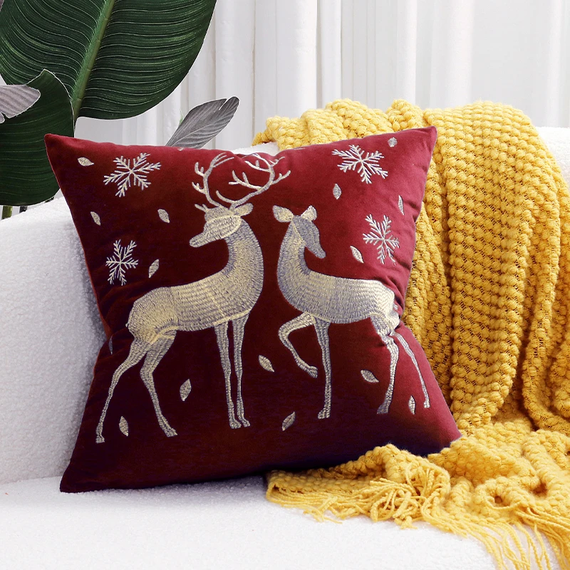 Christmas Reindeer Hot Stamping Pillowcase  Holiday Winter Pillowcase With Gold-Plated Reindeer Sofa Home Decoration