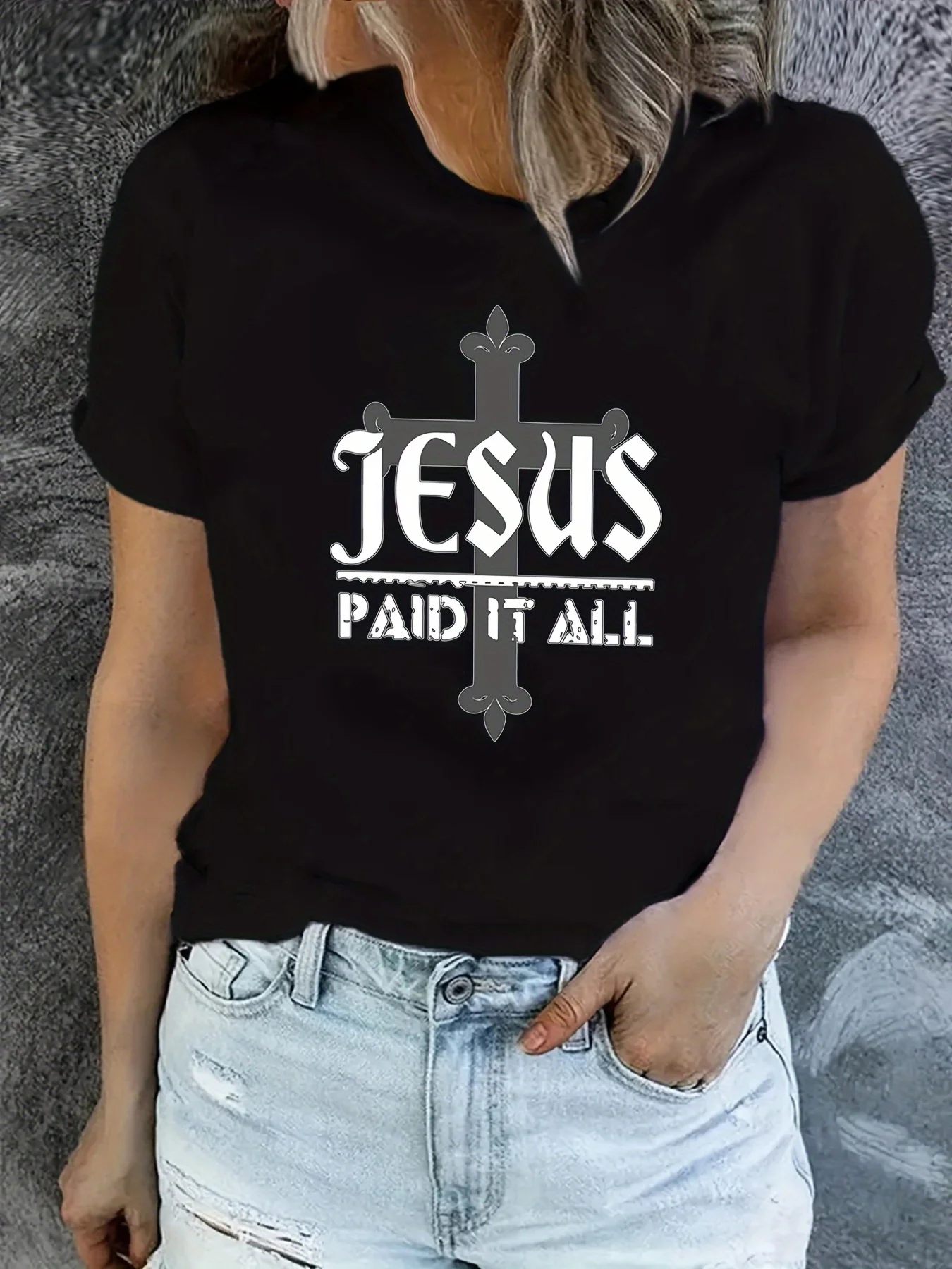 

Women's Casual Short Sleeve Crew Neck T-Shirt - Christmas Jesus Print with "JESUS PAID IT ALL" Cross Design