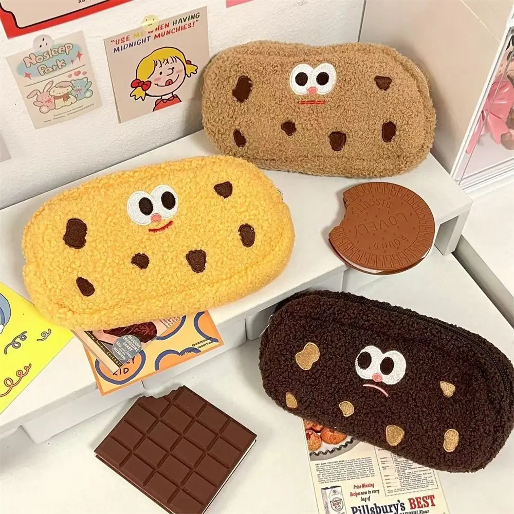 

Cartoon High Capacity Cookies Pen Bags Brown Storage Bag Cookies Pencil Caes Plush Pen Box Office School Supplies