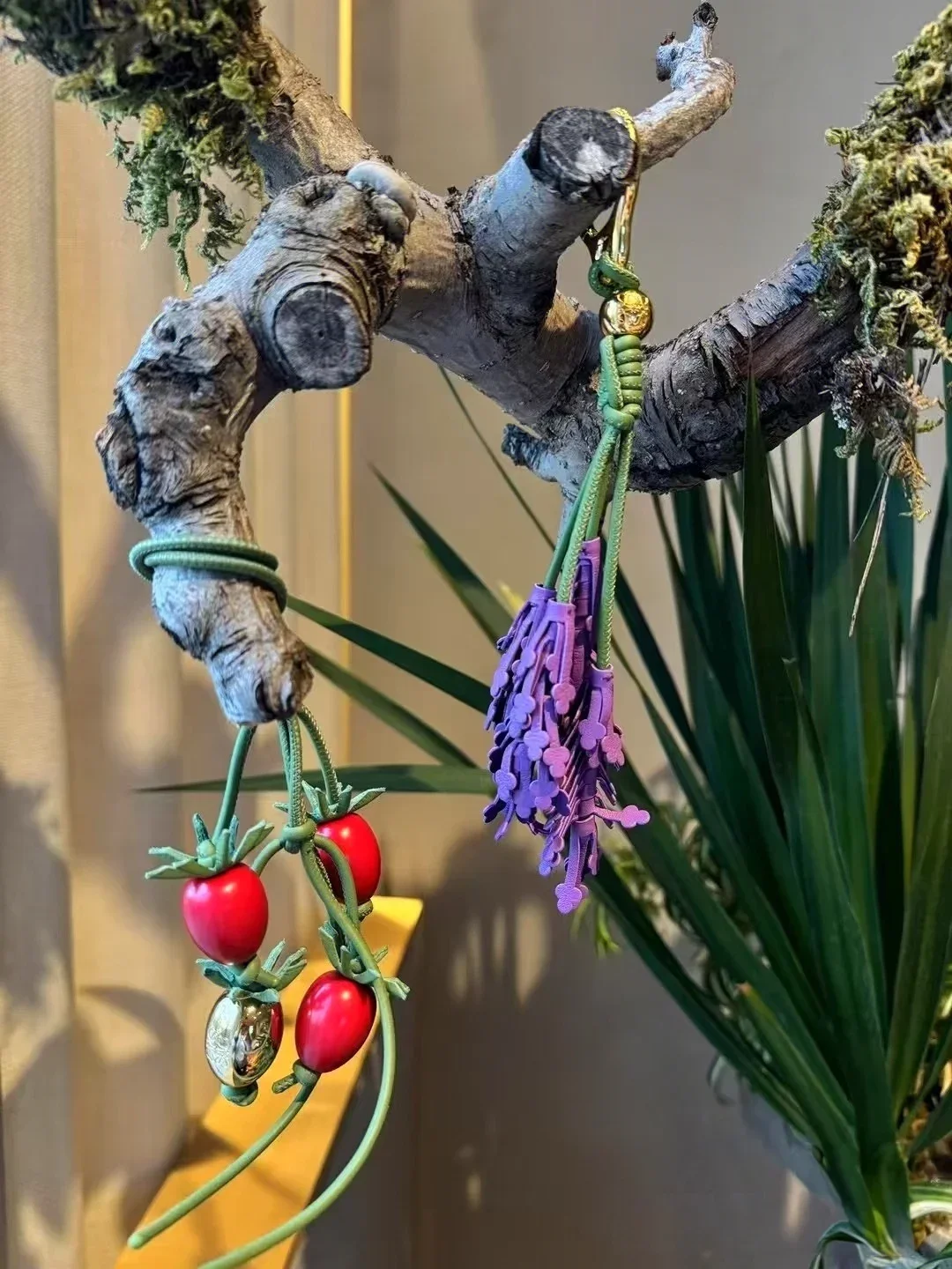 

Очаровательный брелок из бисера с помидорами серии Summer Paula, аксессуар для сумки из натуральной кожи88, идеально подходит для подарка