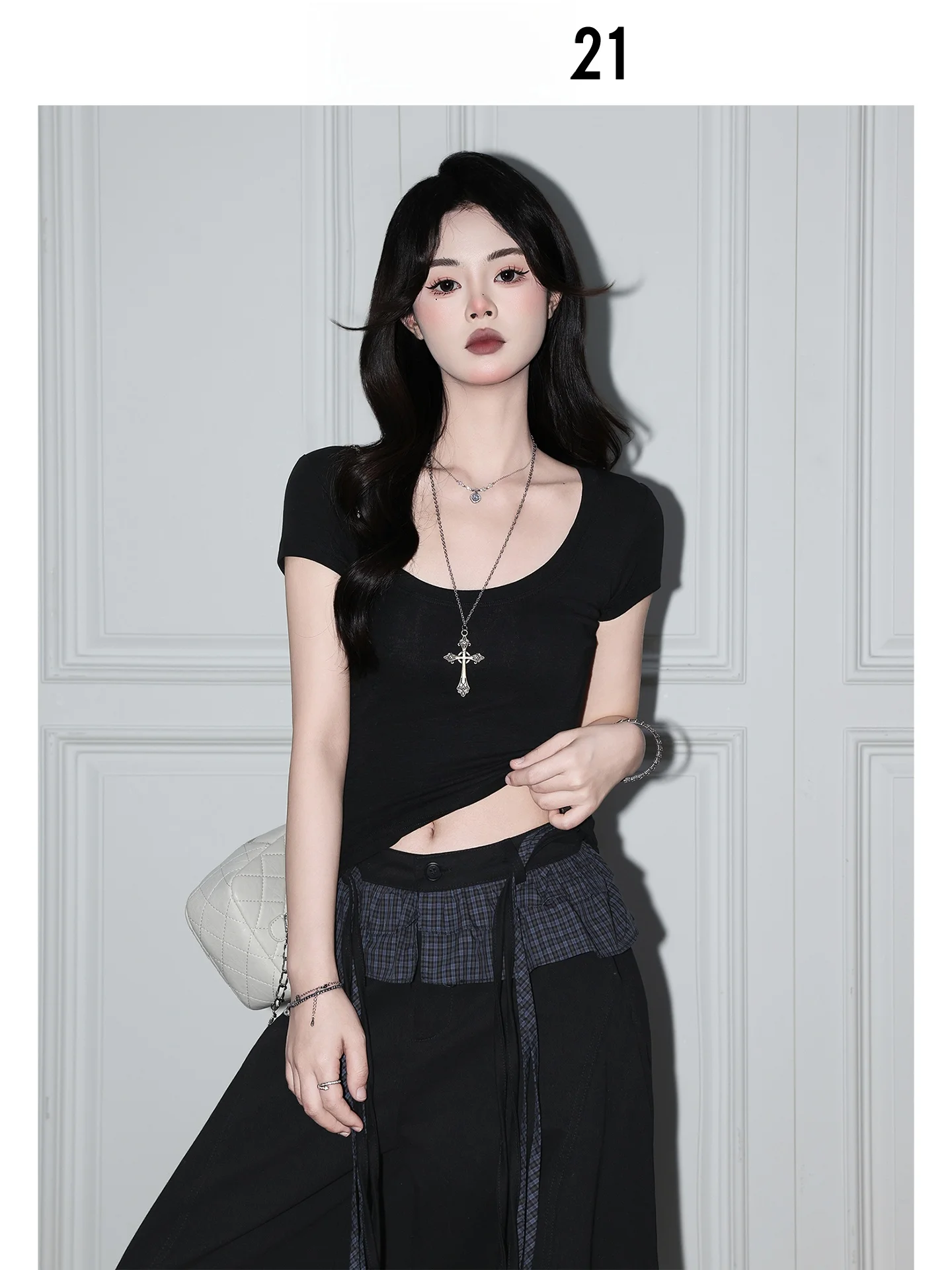 Camiseta Sexy de Manga Corta con Cuello Redondo Negro Estilo Americano Forever 21 para Mujer, Ajustada, que Realza la Figura, Informal, para Pasear por la Ciudad