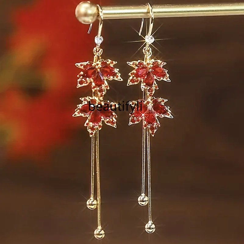 Light luxury high-end 18K gold red maple leaf earrings for women, new, niche design earrings