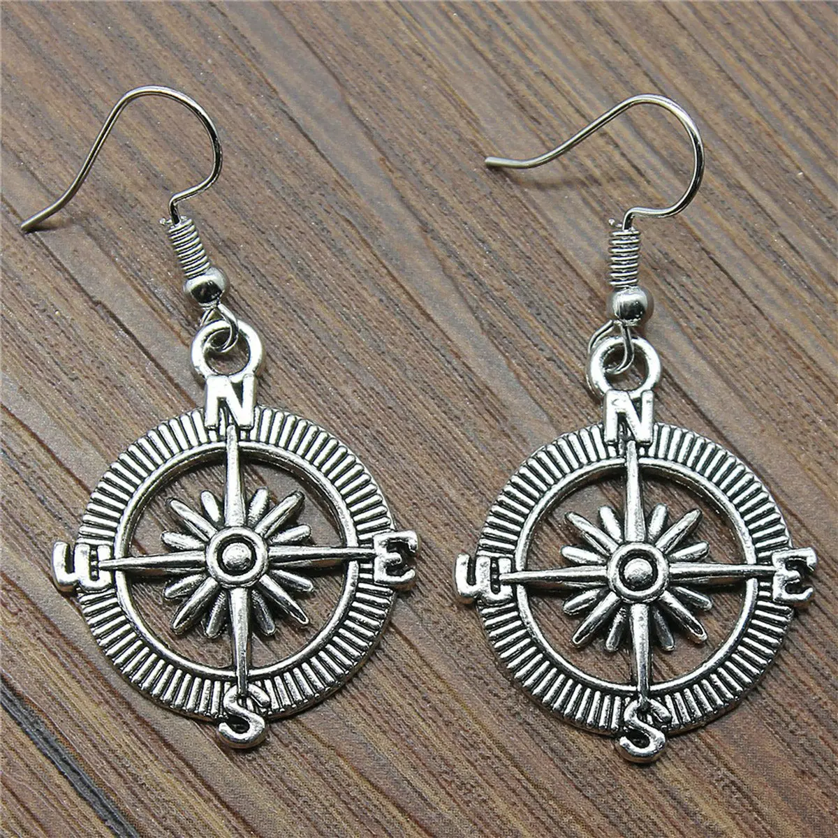 

50Pcs Graduation Theme Alloy Pendants Silver Polished Compass DIY Jewelry Making Accessories for Bracelets Necklaces Graduation