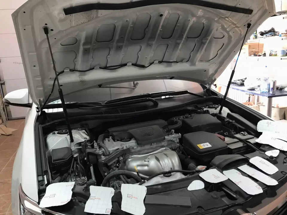 

Амортизатор капота для Toyota Camry (XV50) 2012-2017 Газовая стойка Подъемная опора Передний капот Модифицированные газовые пружины Амортизатор