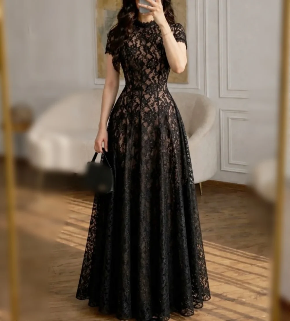 Maßgeschneidertes Elegantes Spitzen-Hochzeitskleid für Bankette Plissiertes A-Linien Langes Kleid Abendkleider Formelle Abendgarderobe Moderner Stil