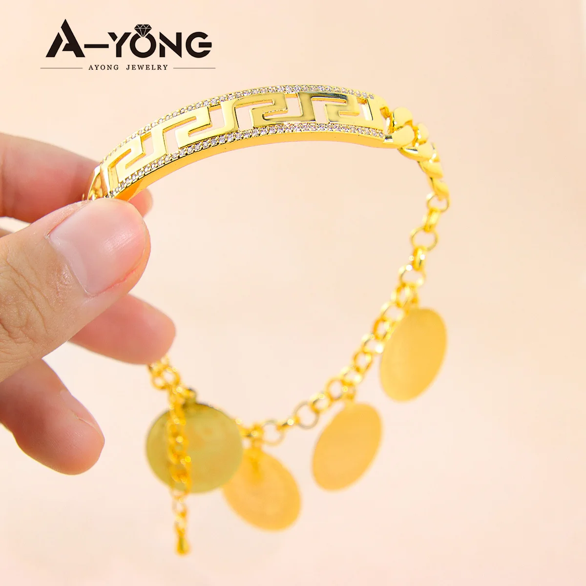 Arab Coin Bracelet 18k Gold Plated Middle East Dubai Zirconia Charm Cuff Bangle Women\'s Hand Bracelets Vintage Jewelry