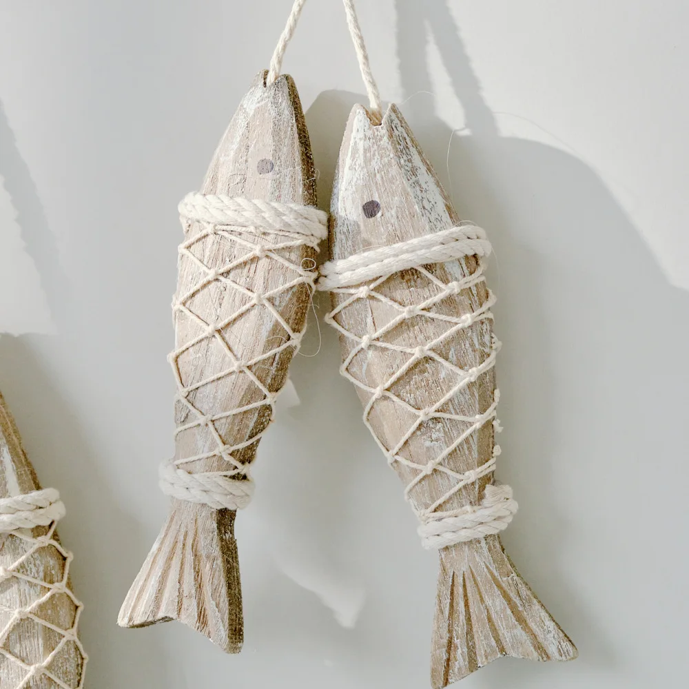 Vintage Mediterranean Wooden Fish Hanging Ornament Rustic Carved Wall Decor For Home Living Room Bedroom Art Craft Gift